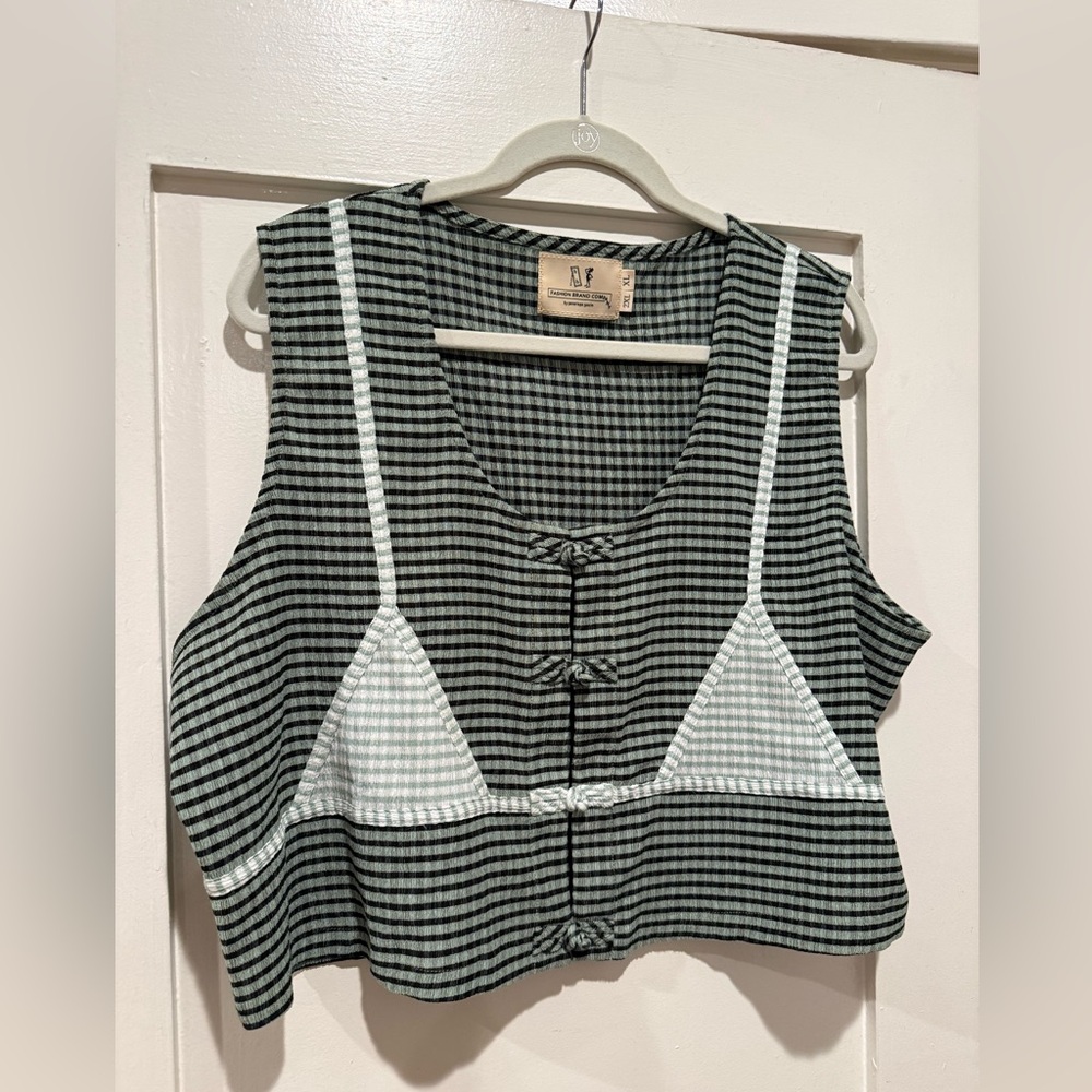 Fashion Brand Company blk & green gingham bra top fits 1X-3X NWOT - Picture 5 of 5